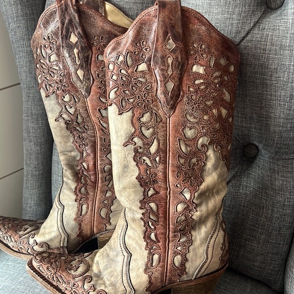 Corral Western Boots - Picture 2 of 7